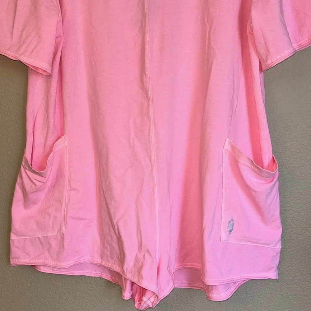 ❌SOLD!❌ NEW! FREE PEOPLE MOVEMENT MEDIUM Hot Shot Tee Romper PINK LEMONADE Short - Picture 8 of 17